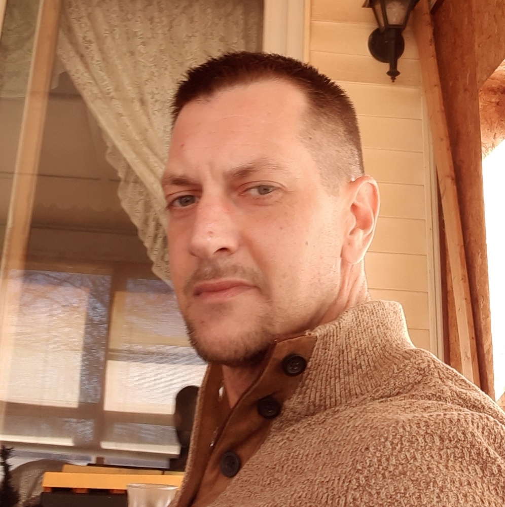 Meet your Posher, Brian